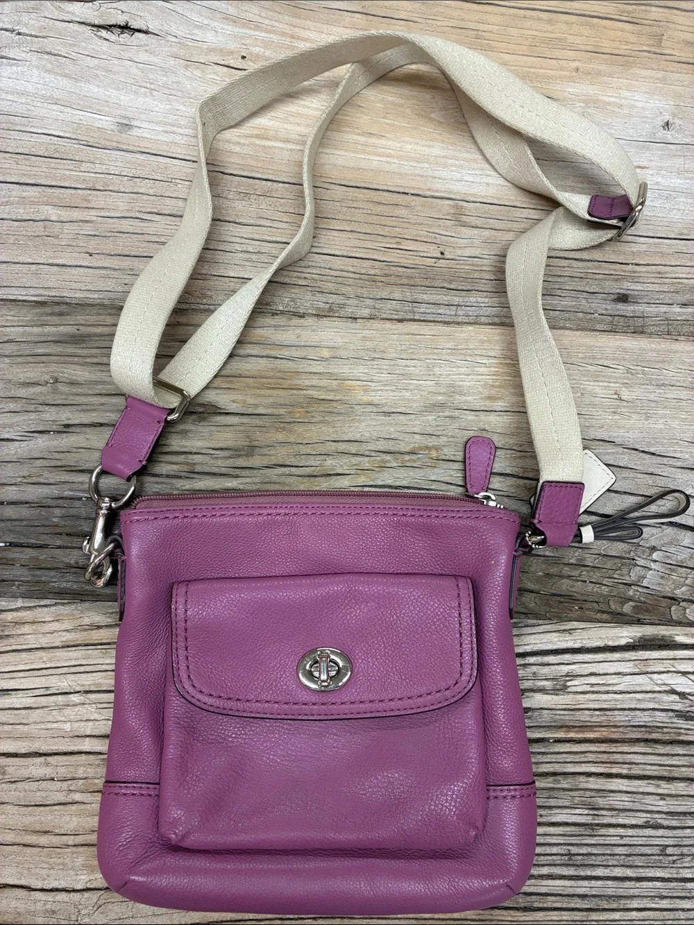 Authentic Coach Park Leather Swingpack Purple Crossbody F49170